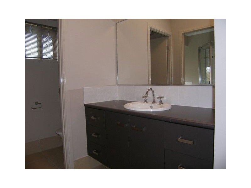 3 Taffles Street, Redlynch QLD 4870