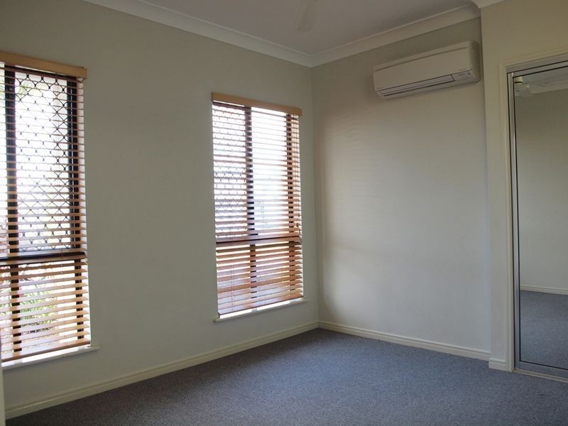 12 Moojeeba Way, Trinity Park QLD 4879