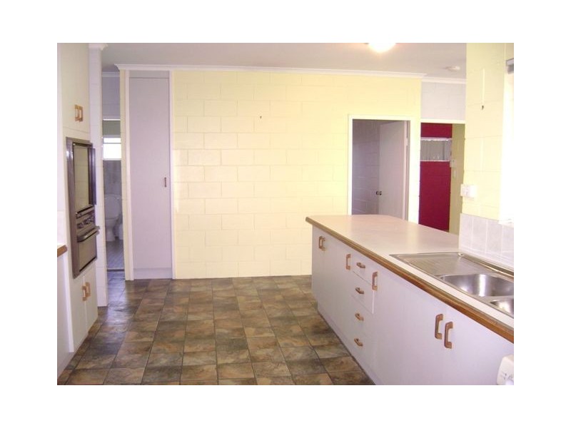 40 Bamboo, Holloways Beach QLD 4878