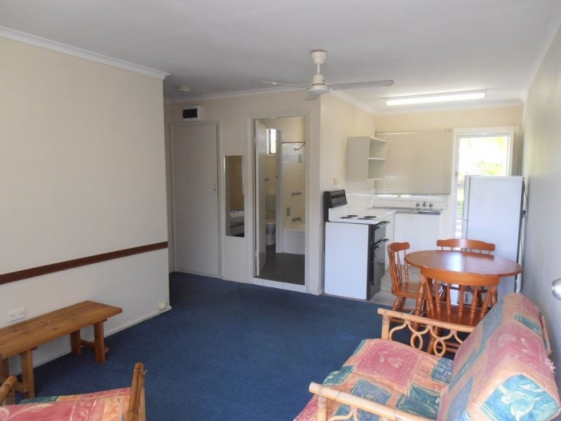 1/9 Coconut Street, Holloways Beach QLD 4878