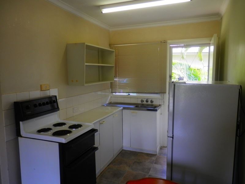 1/9 Coconut Street, Holloways Beach QLD 4878