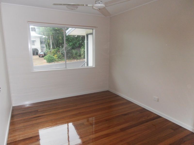 78 Upper Miles Street, Manoora QLD 4870