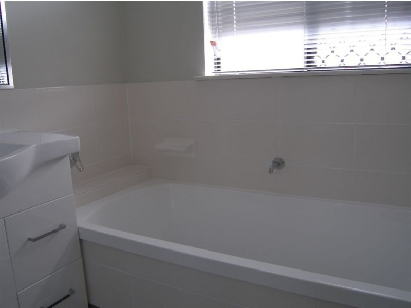 12 Moojeeba Way, Trinity Park QLD 4879