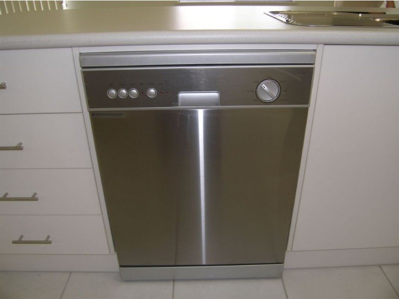 12 Moojeeba Way, Trinity Park QLD 4879