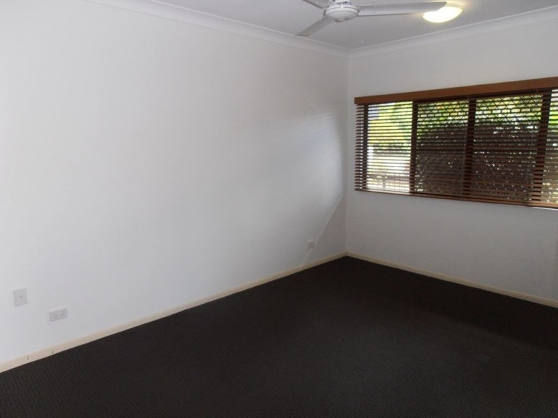 16/293 The Esplanade, Cairns North QLD 4870