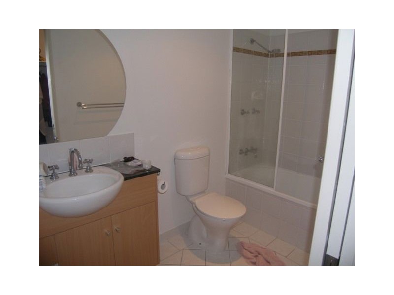 16/293 The Esplanade, Cairns North QLD 4870