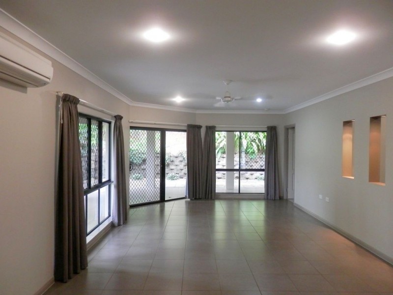 64 Roberts Drive, Trinity Beach QLD 4879