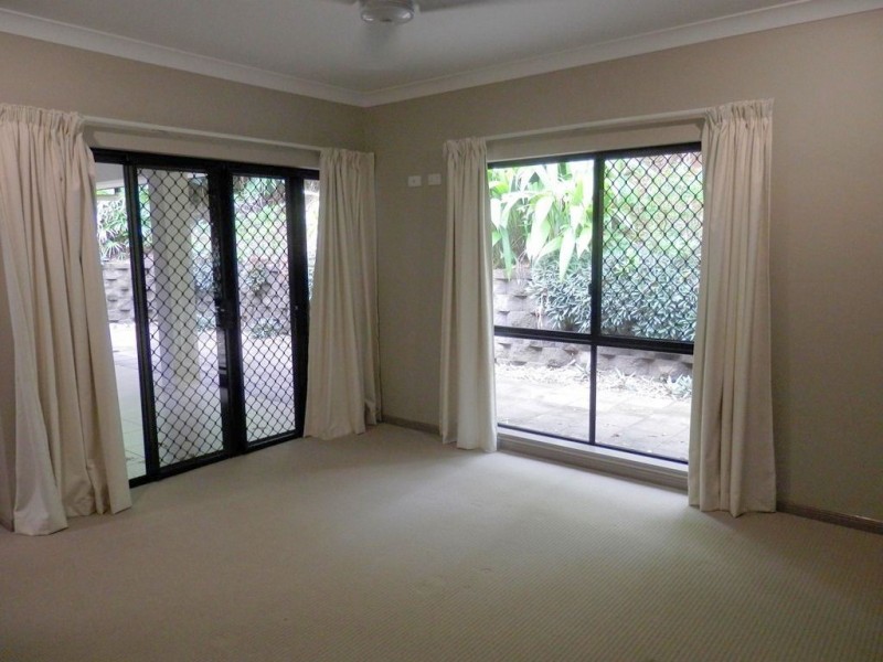 64 Roberts Drive, Trinity Beach QLD 4879