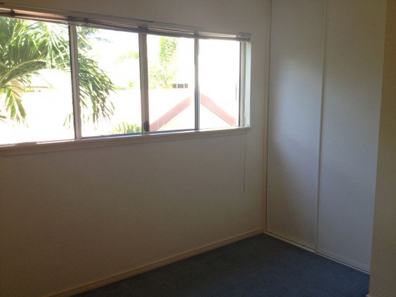 3/35 Rutherford Street, Yorkeys Knob QLD 4878