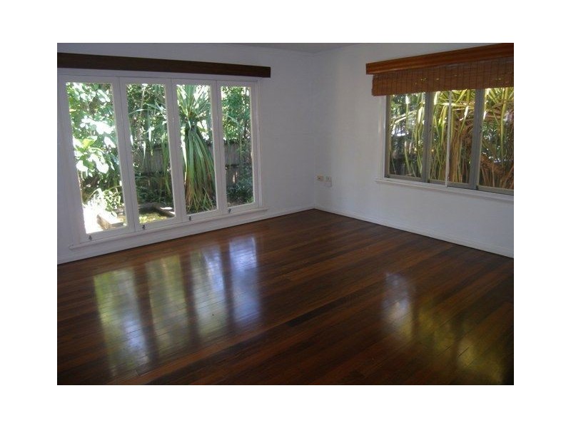 72 Marshal Street, Machans Beach QLD 4878