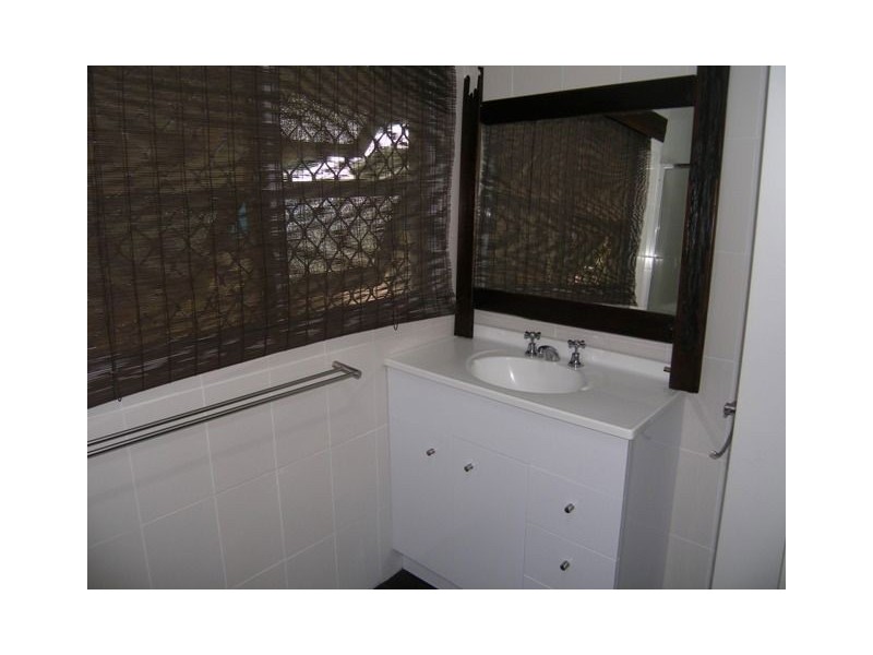 72 Marshal Street, Machans Beach QLD 4878