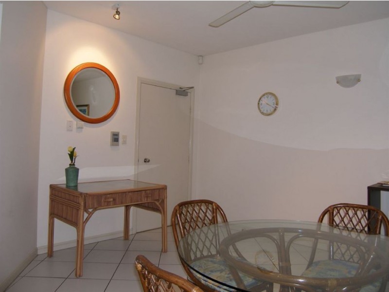 8/2 Deauville Close, Yorkeys Knob QLD 4878