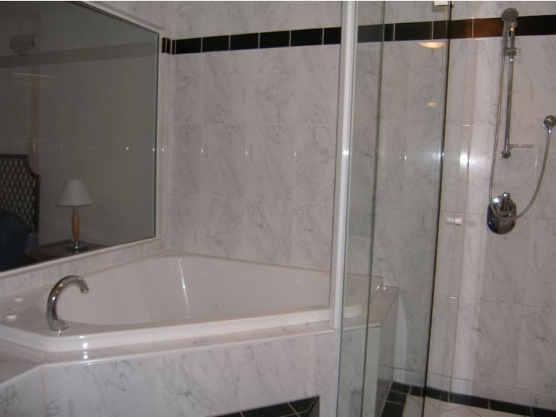 8/2 Deauville Close, Yorkeys Knob QLD 4878