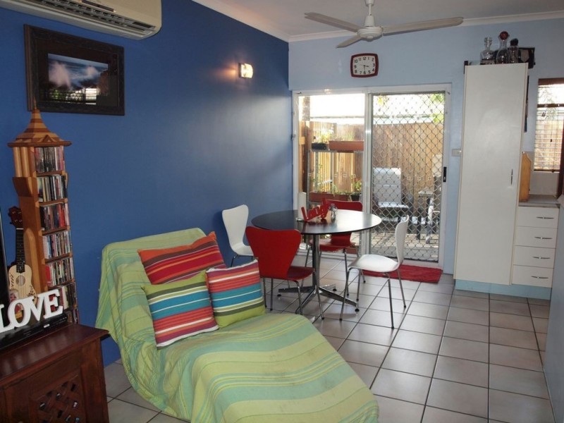2/70 Cunningham Street, Yorkeys Knob QLD 4878