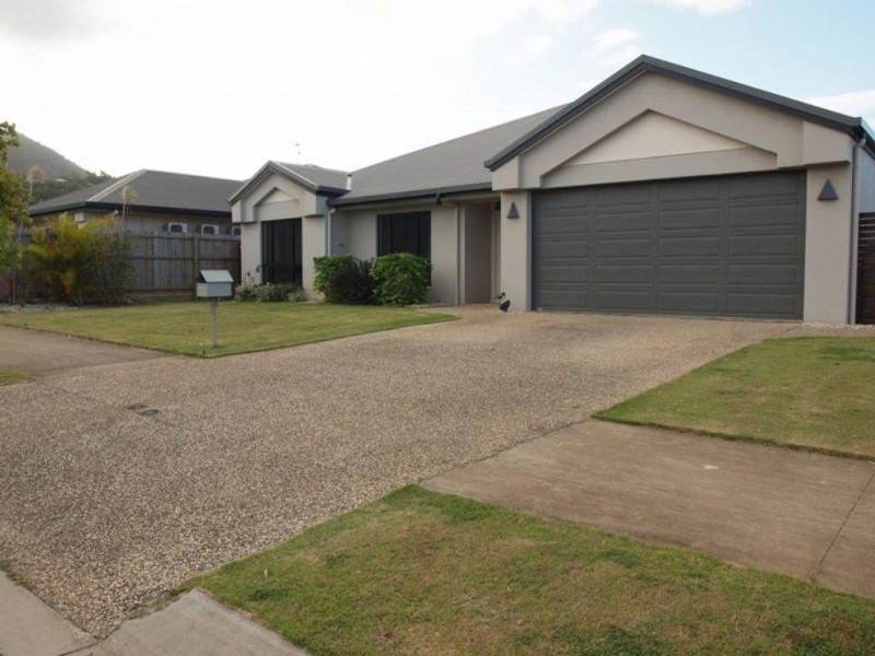 22 Newberry Street, Smithfield QLD 4878