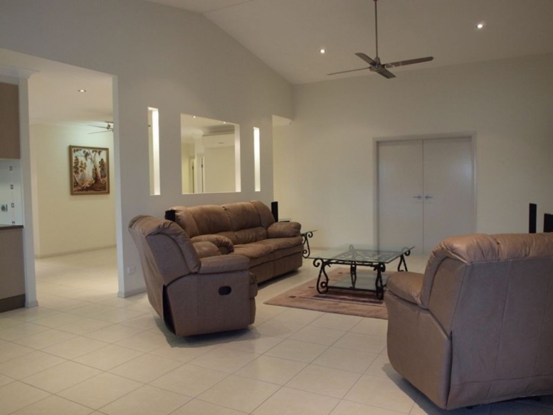 22 Newberry Street, Smithfield QLD 4878