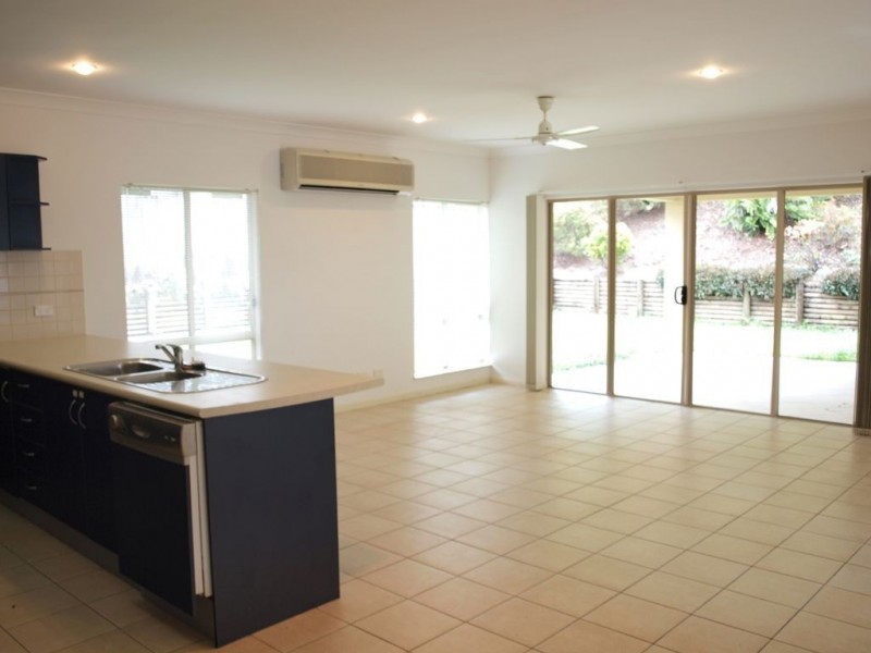 51 William Hickey Street, Redlynch QLD 4870