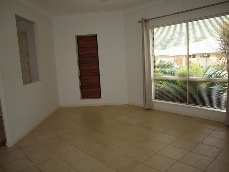 51 William Hickey Street, Redlynch QLD 4870