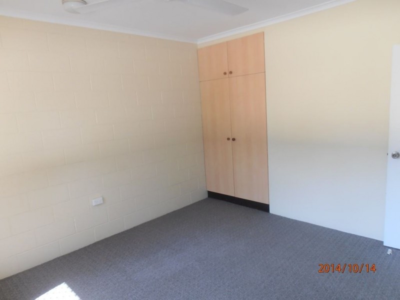 1/20-24 Palm Street, Holloways Beach QLD 4878