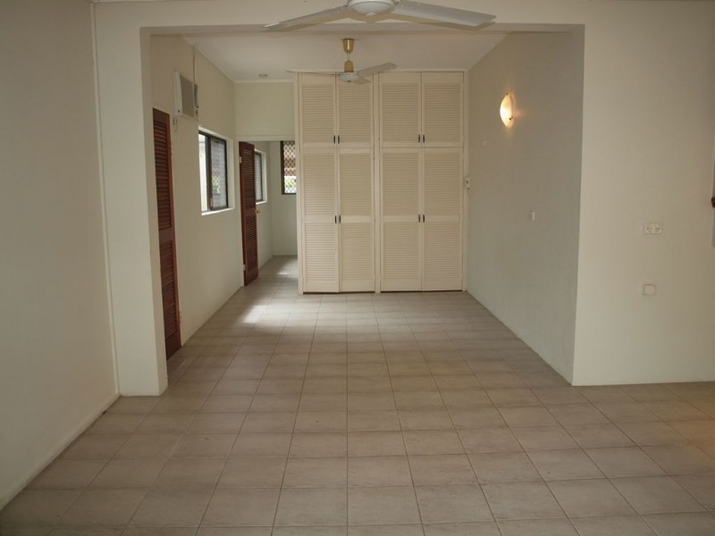 27 Derby Street, Yorkeys Knob QLD 4878