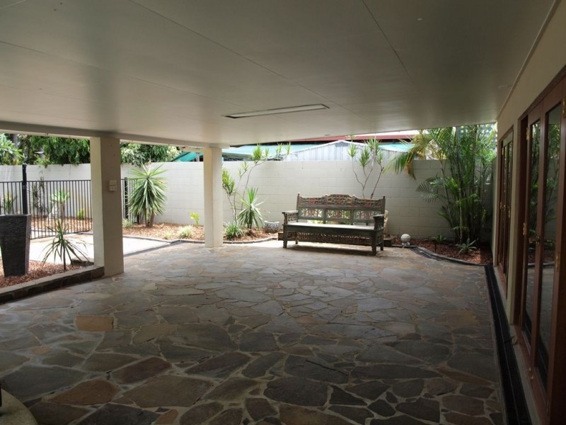 27 Derby Street, Yorkeys Knob QLD 4878