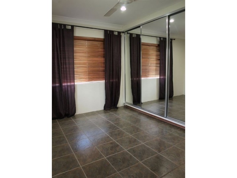 27 Derby Street, Yorkeys Knob QLD 4878