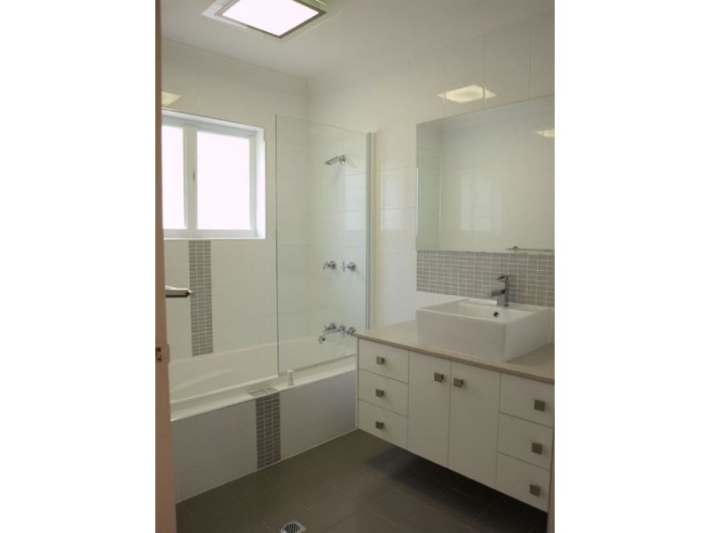 27 Derby Street, Yorkeys Knob QLD 4878