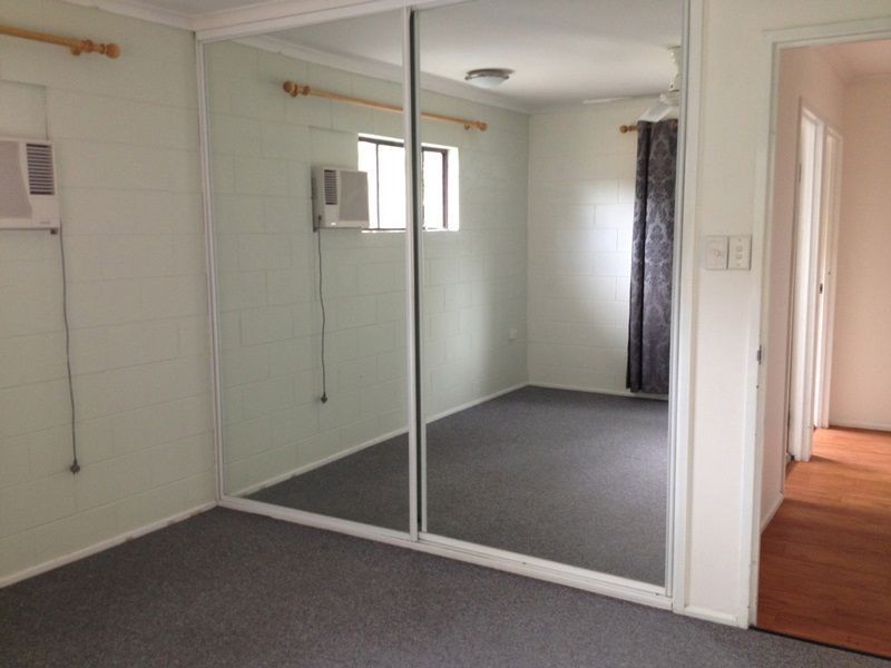 8 Samuel Street, Yorkeys Knob QLD 4878