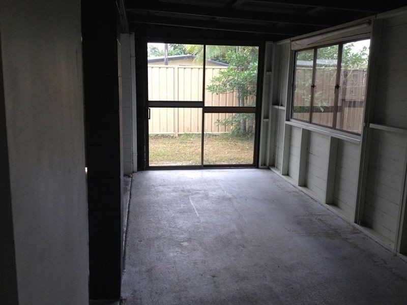 8 Samuel Street, Yorkeys Knob QLD 4878