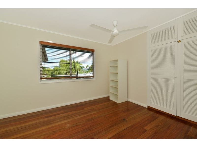 16 Nancy Street, Yorkeys Knob QLD 4878