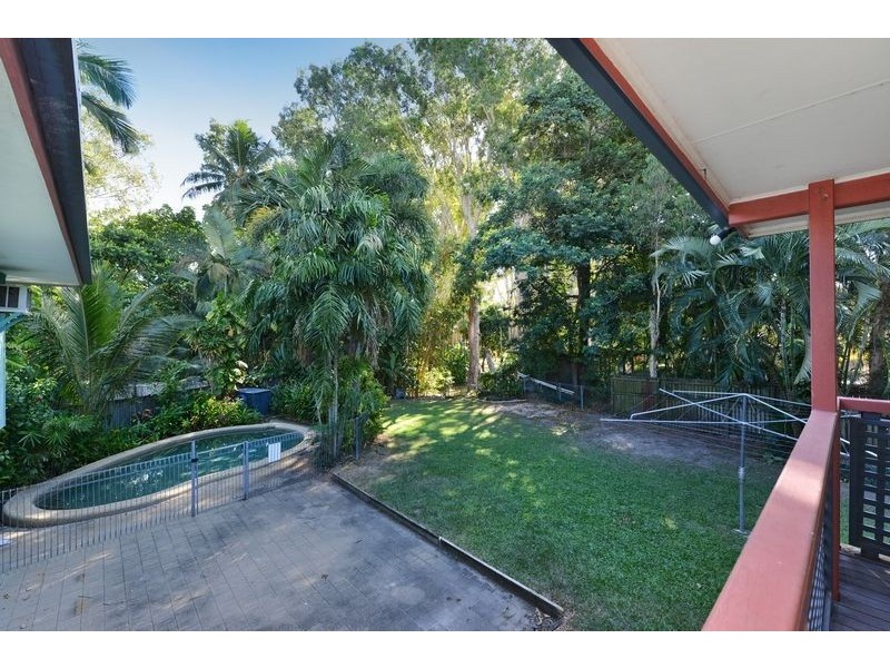 16 Nancy Street, Yorkeys Knob QLD 4878