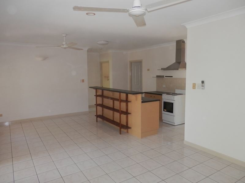 8 Carbine Close, Smithfield QLD 4878