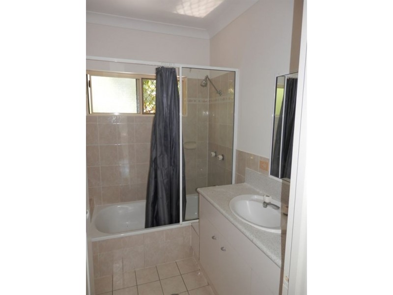 8 Carbine Close, Smithfield QLD 4878