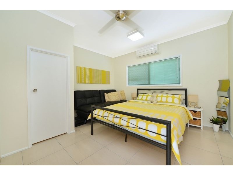 1/26 Rutherford Street, Yorkeys Knob QLD 4878