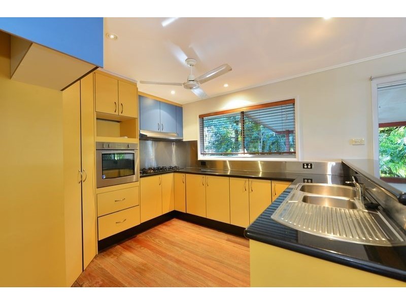 16 Nancy Street, Yorkeys Knob QLD 4878