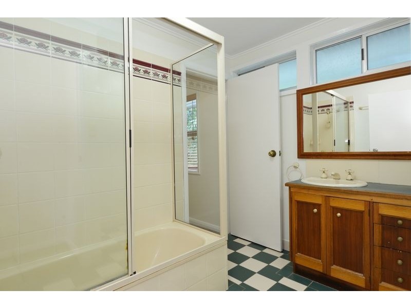 16 Nancy Street, Yorkeys Knob QLD 4878