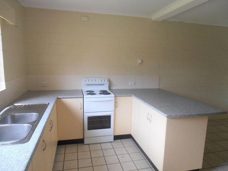 6/20-24 Palm Street, Holloways Beach QLD 4878