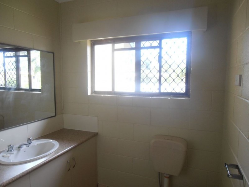 6/20-24 Palm Street, Holloways Beach QLD 4878