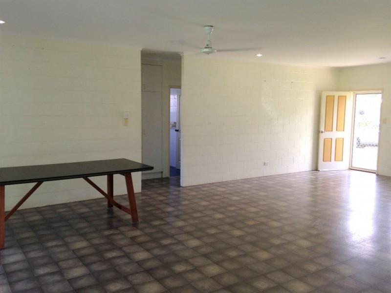 36 Cheviot Street, Smithfield QLD 4878