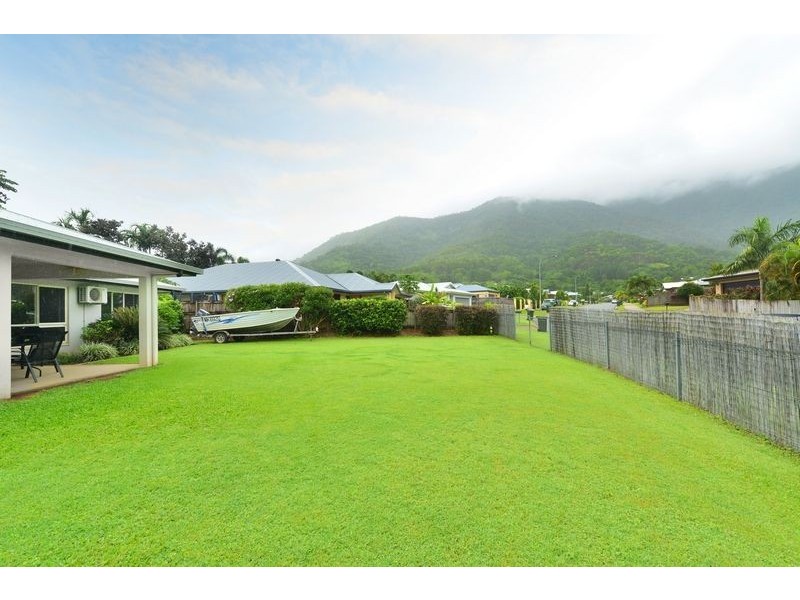 65 Jungara Road, Redlynch QLD 4870