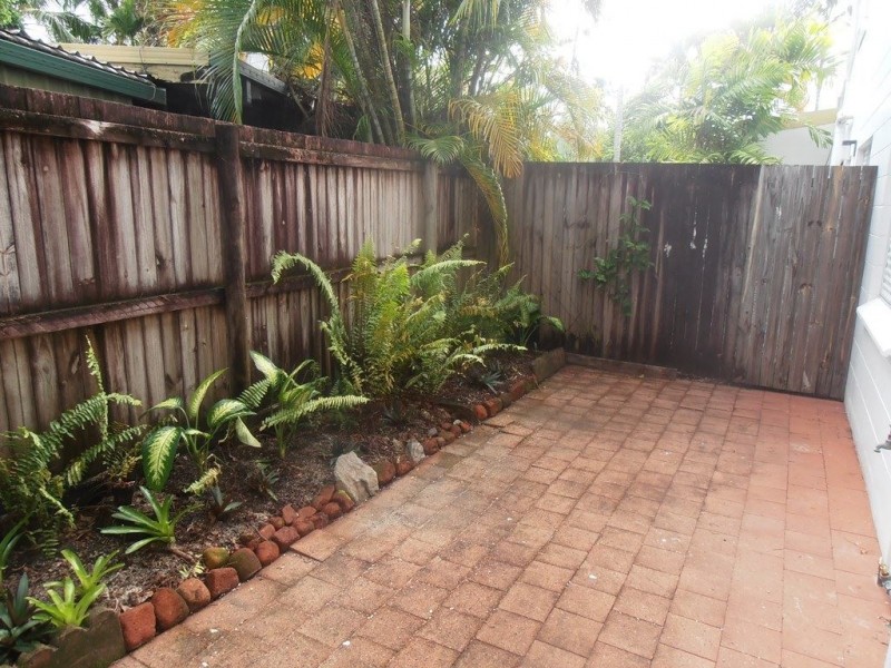 1/10-12 Alamanda Street, Holloways Beach QLD 4878