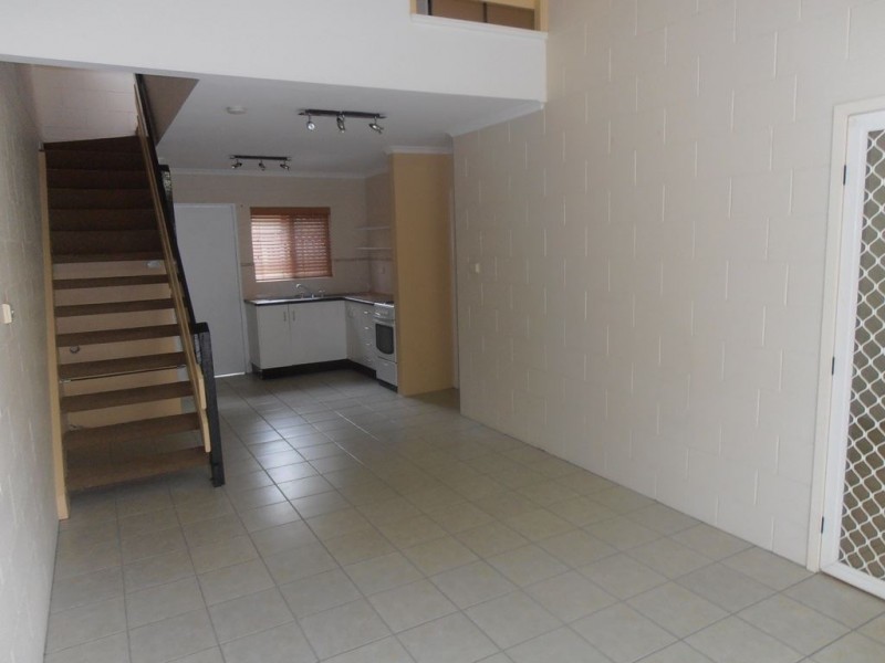 1/10-12 Alamanda Street, Holloways Beach QLD 4878