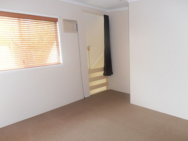 1/10-12 Alamanda Street, Holloways Beach QLD 4878