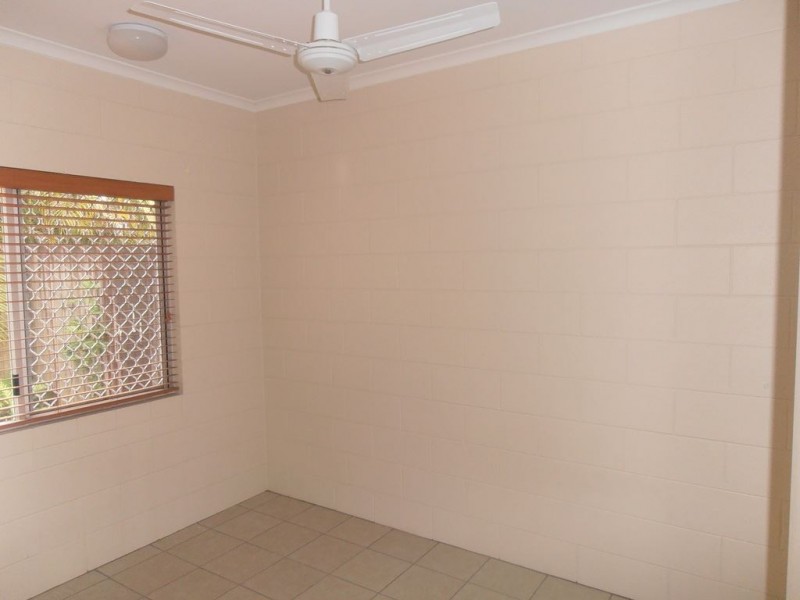 1/10-12 Alamanda Street, Holloways Beach QLD 4878