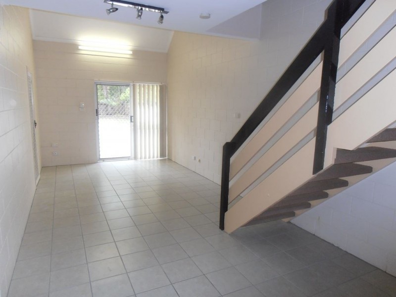 1/10-12 Alamanda Street, Holloways Beach QLD 4878