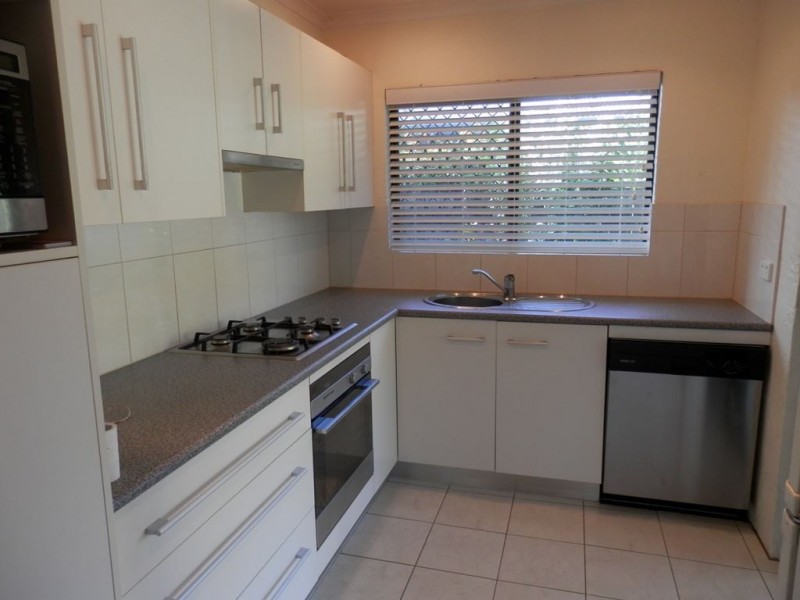 424 Varley Street, Yorkeys Knob QLD 4878