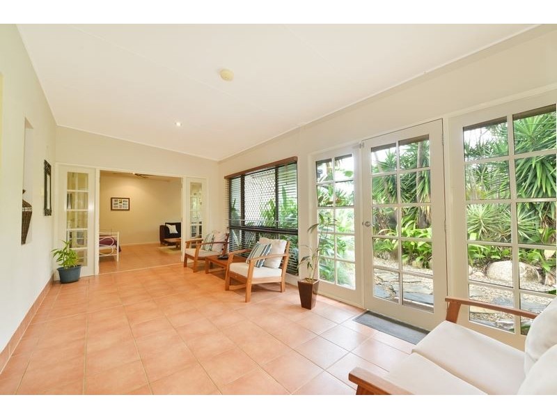 2 Carramar Crescent, Caravonica QLD 4878
