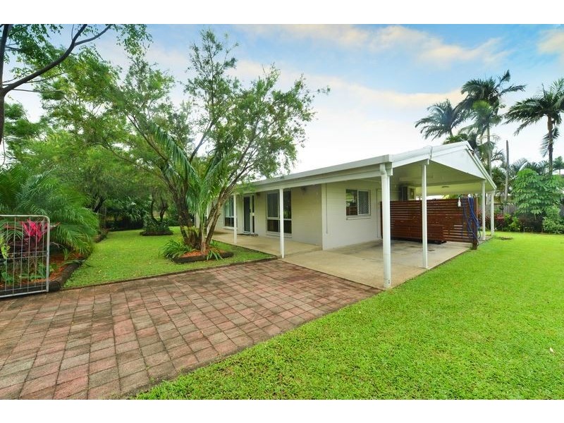 24 Cumberland Avenue, Smithfield QLD 4878
