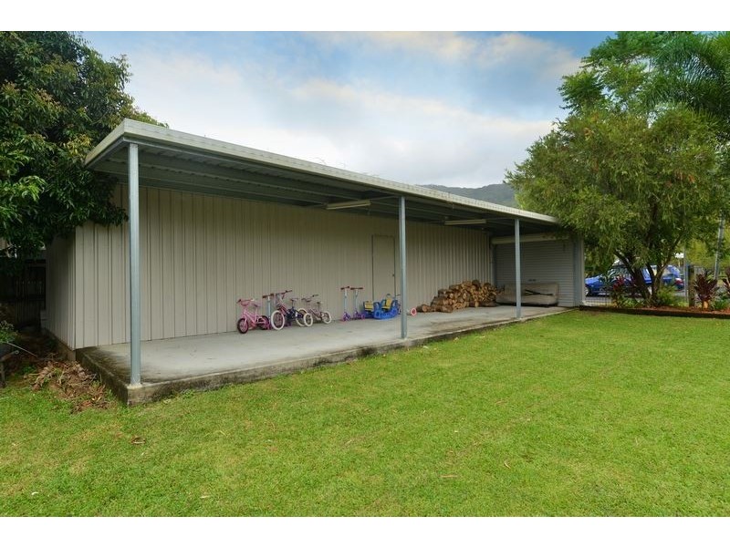 24 Cumberland Avenue, Smithfield QLD 4878