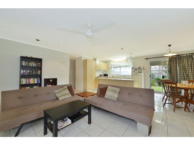 24 Cumberland Avenue, Smithfield QLD 4878